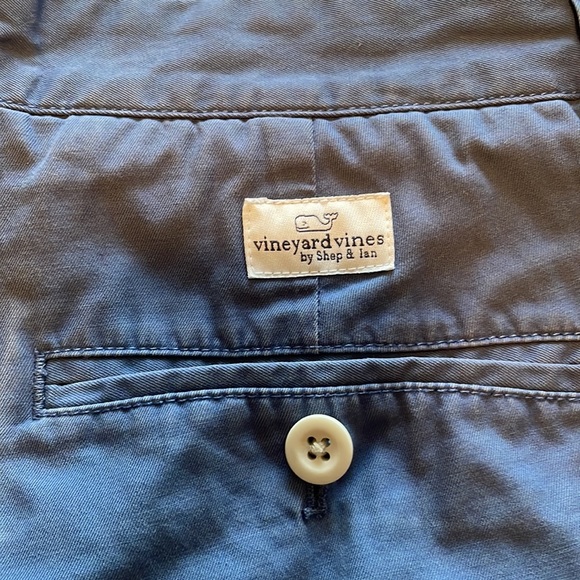 Vineyard Vine Shorts - Picture 4 of 4